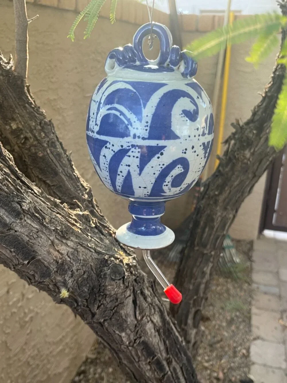 Here is a Spanish Fajalauza Botijo Studio Pottery Hand-painted Bird Feeder